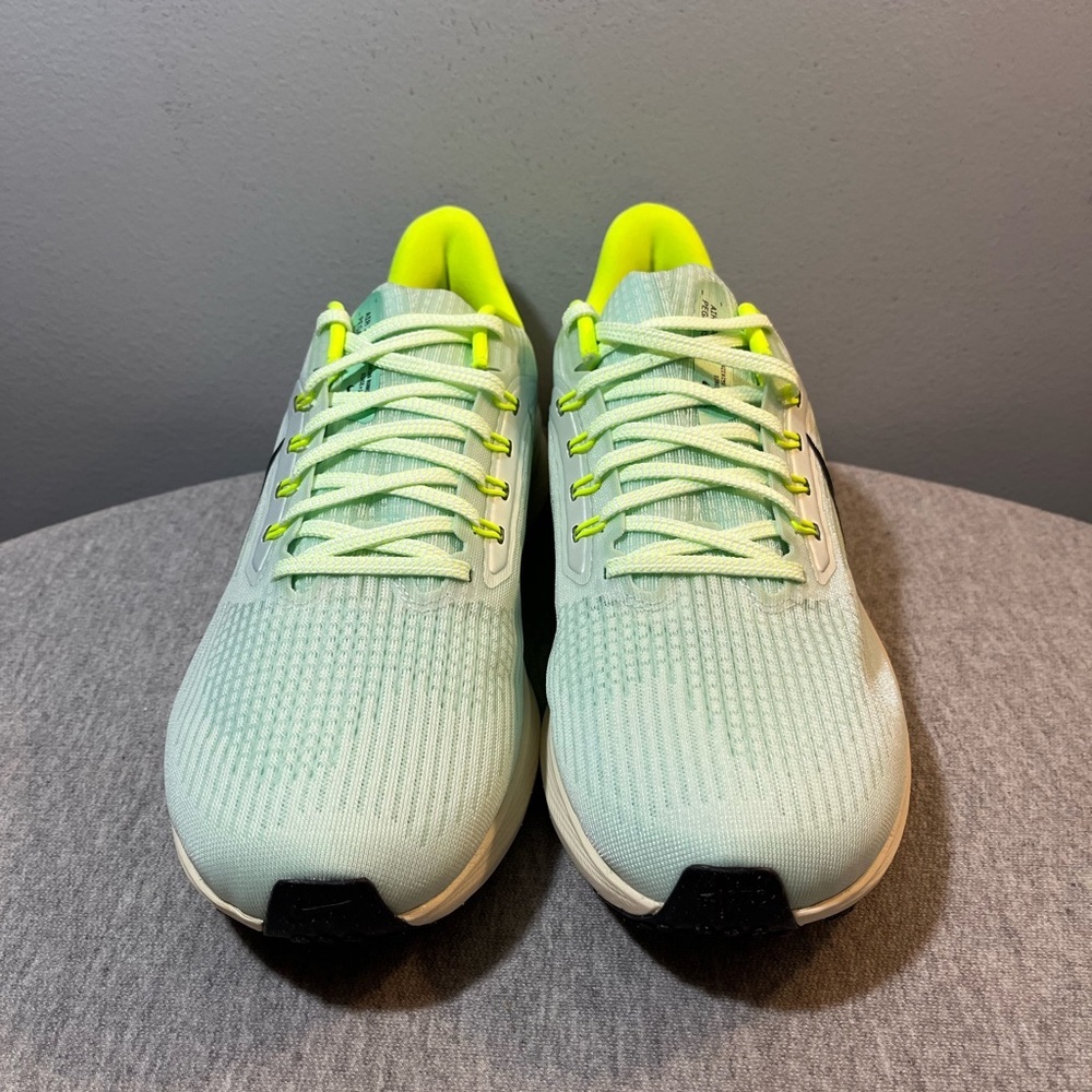 Nike Air Zoom Pegasus 39 Barely Green Running Men's Shoe Size 10 DH4071-301​ - Picture 3 of 11